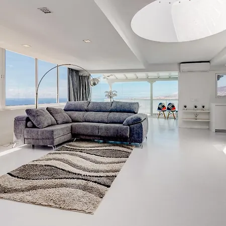 Panoramic Ocean & Mountain View 3 Bed In Island Village Heights Costa Adeje (Tenerife)