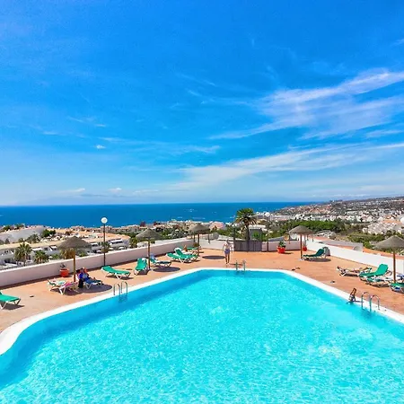 Apartment Panoramic Ocean & Mountain View 3 Bed In Island Village Heights *